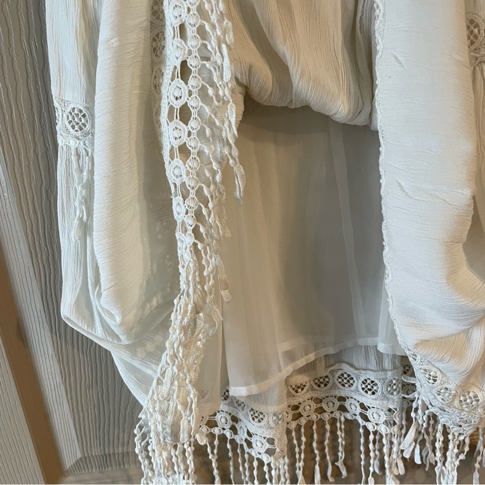 American Eagle - White Lace & Fringe Dress - Picture 4 of 7